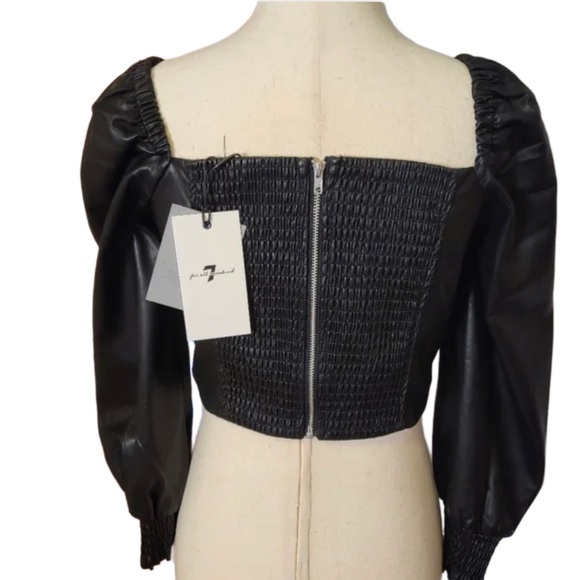 7 For All Mankind 🆕 Vegan Leather Blouson Sleeve Crop Top in Black. Small. - Picture 3 of 5